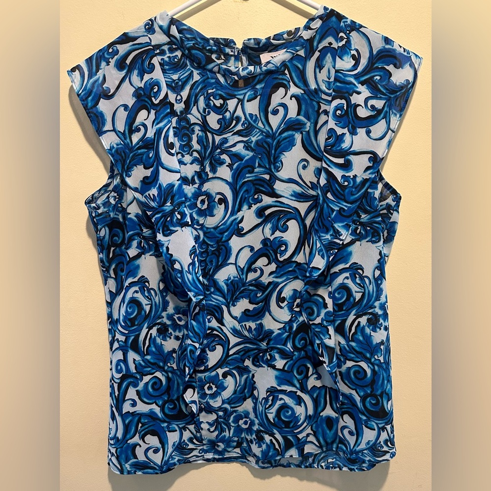 WORTHINGTON size MEDIUM Blue & White Floral Blouse